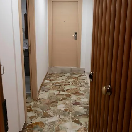 Bed & Breakfast Sentiti A Casa