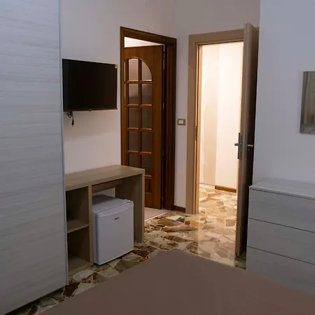 Bed & Breakfast Sentiti A Casa *