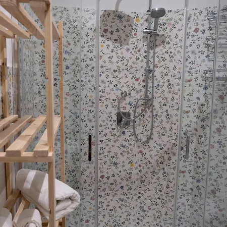 Bed & Breakfast Sentiti A Casa Bronte