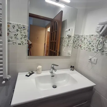 Bed & Breakfast Sentiti A Casa -