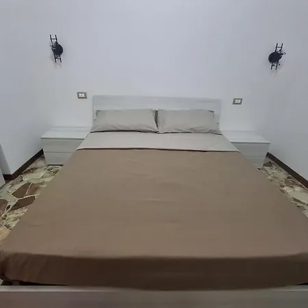 Sentiti A Casa - 3*