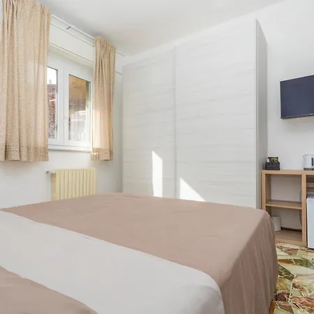 Sentiti A Casa - Bed & Breakfast