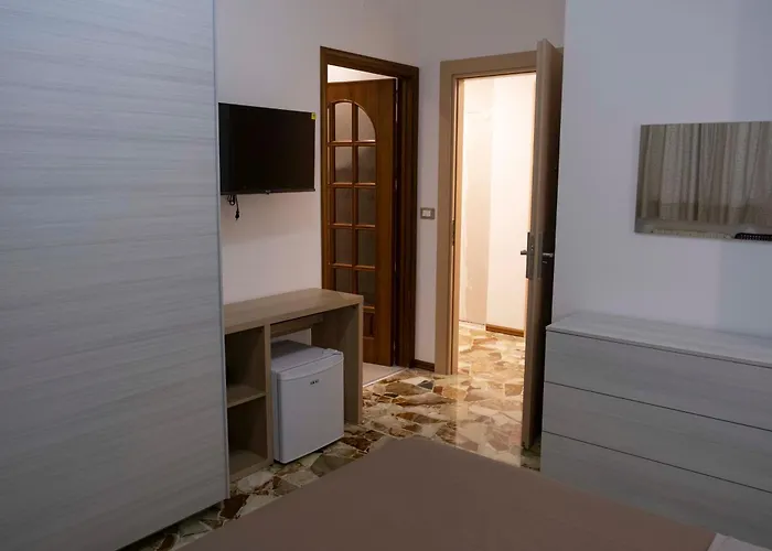 Bed and Breakfast Sentiti A Casa - 3*