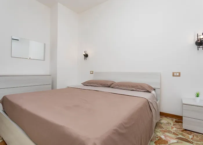 Bed and Breakfast Sentiti A Casa -